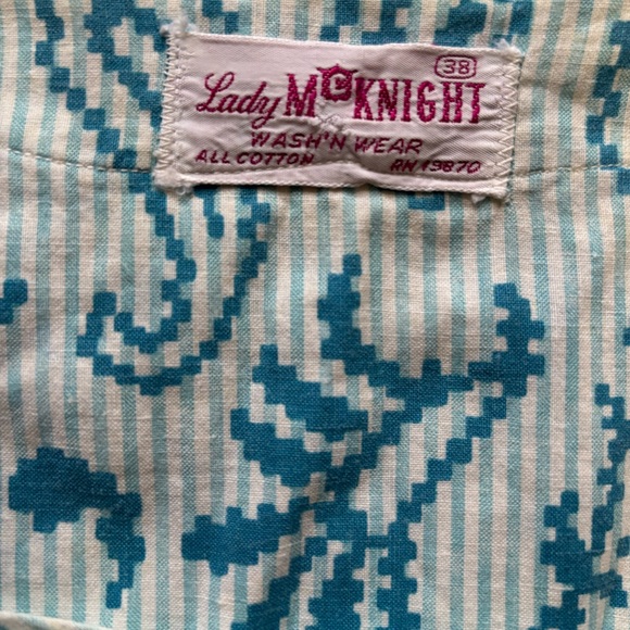 Vintage 50s Two-Piece Blue Striped Printed Top and Shorts Loungewear Set - Picture 4 of 7